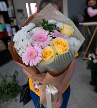 Букет цветов из:  Герберы, Розы и Хризантемы в Кулунде