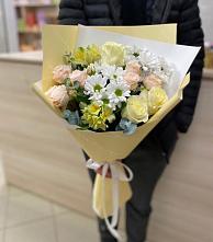 Букет цветов из:  Альстромерии, Розы и Хризантемы в Кулунде