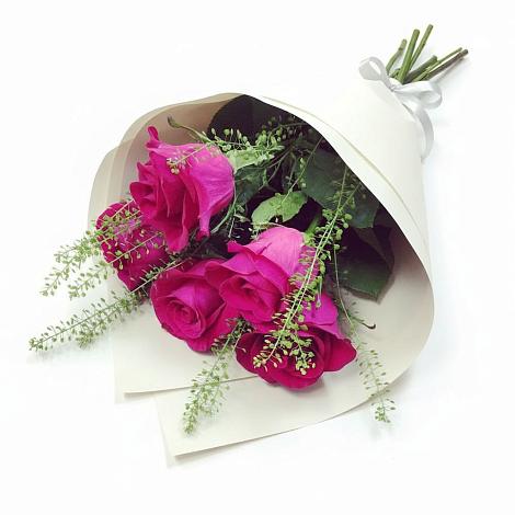 Букет цветов из: Розы в Кулунде
