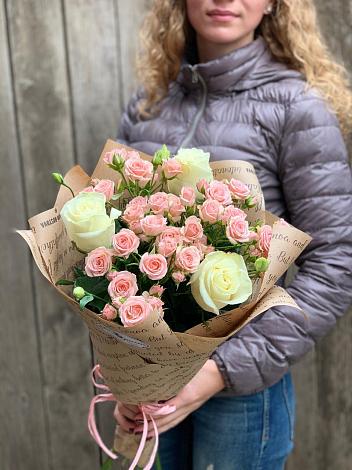 Букет цветов из: Розы в Кулунде