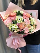 Букет нежные объятья в Кулунде Букет цветов из: Гвоздики, Розы и Хризантемы в Кулунде