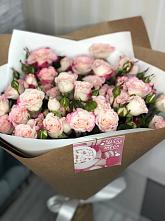 Букет цветов из:  Розы в Кулунде