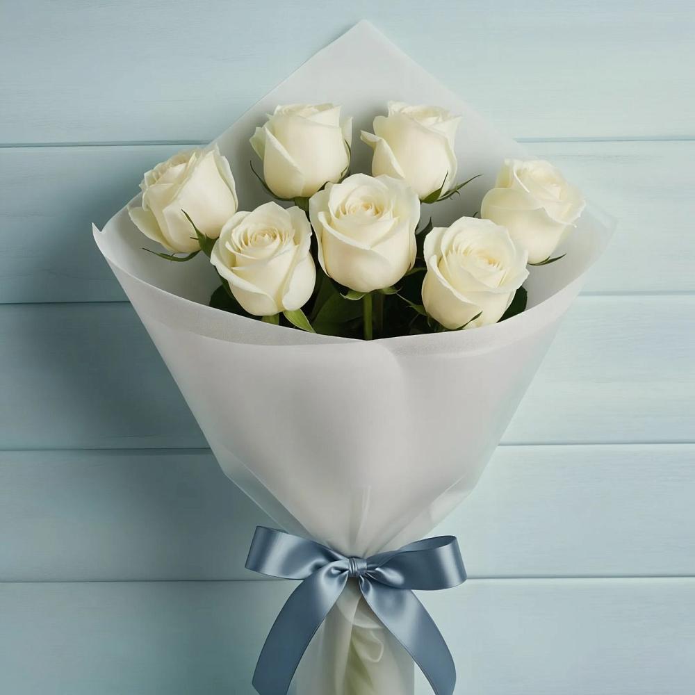 Букет 7 Белых роз Эдлесс Лав в Кулунде